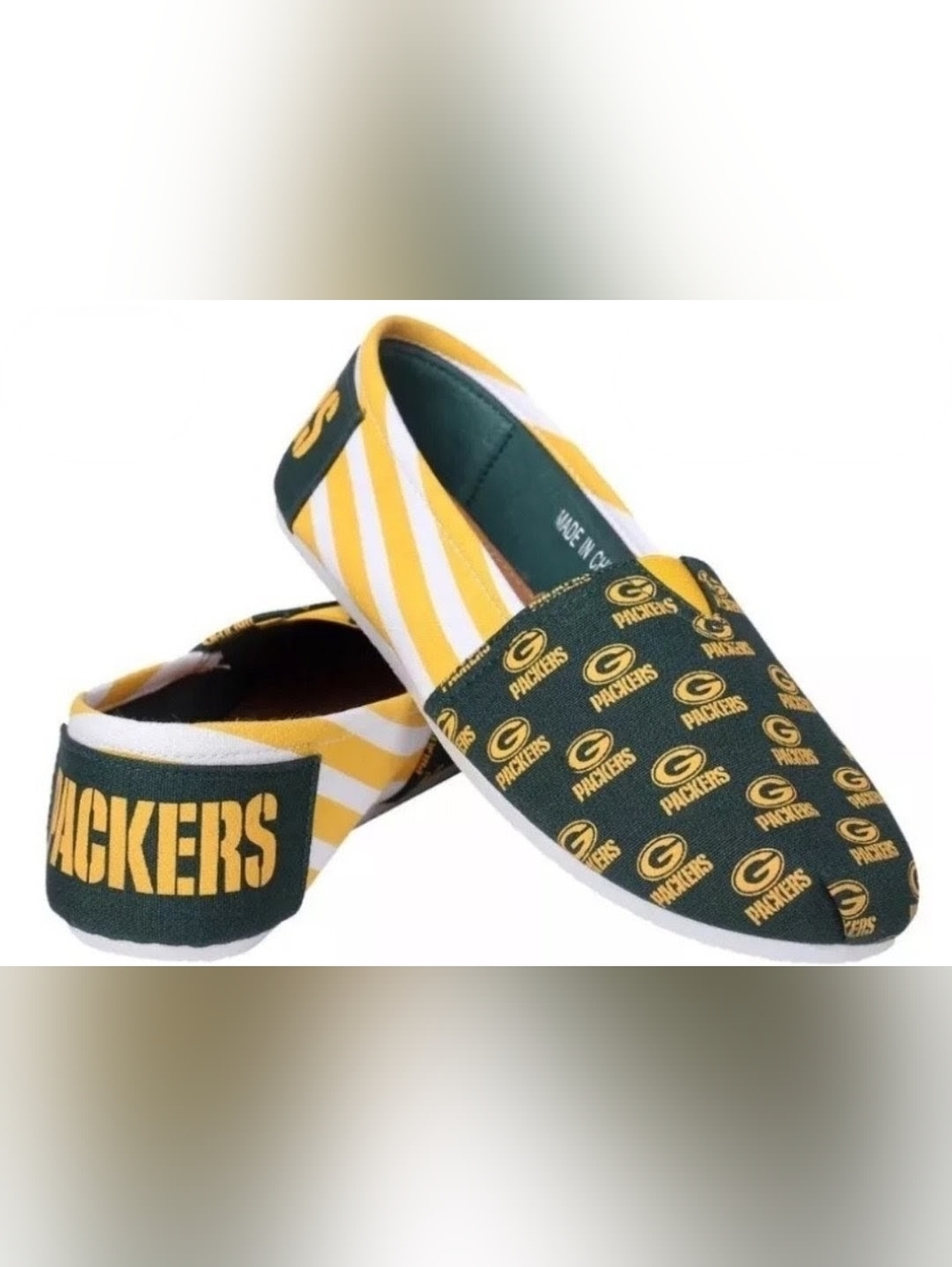 Green Bay Packers Shoes Womens Slip-On Canvas Shoes Football Sz M (7-7.5)